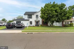 57 Evergreen Ln, Levittown, PA 19054 - Photo 1