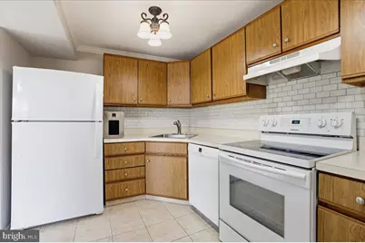 2606 Beacon Hill Drive, Southampton, PA 18966 - Photo 8
