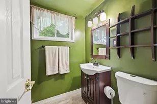 587 Arbor Rd, Morrisville, PA 19067 - Photo 20