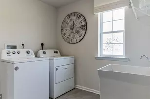 516 Trolley Ln, Sellersville, PA 18960 - Photo 20
