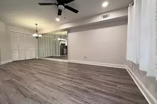 4022 Wyncoop Ct, Holland, PA 18966 - Photo 2