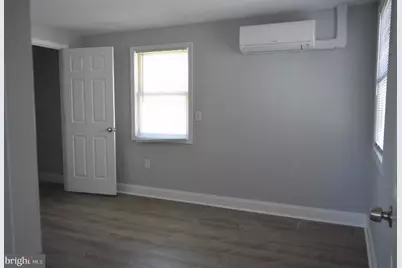 118 E Maple Avenue #2R, Langhorne, PA 19047 - Photo 6