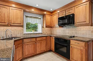161 Andrew Dr, Newtown, PA 18940 - Photo 10