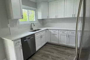 40 Tinsel Rd, Levittown, PA 19056 - Photo 6