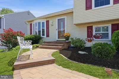 129 Independence Drive, Morrisville, PA 19067 - Photo 4