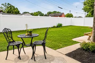 139 Willow Dr, Levittown, PA 19054 - Photo 38