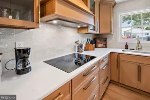 56 Gridiron Rd, Levittown, PA 19057 - Photo 12