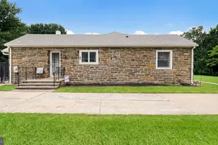 6609 N Radcliffe St, Bristol, PA 19007 - Photo 26