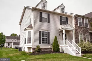 208 Kulp Dr, Perkasie, PA 18944 - Photo 2