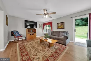 4582 Louise St Claire Dr, Doylestown, PA 18902 - Photo 14