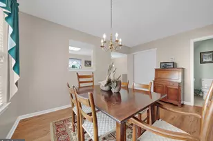 4582 Louise St Claire Dr, Doylestown, PA 18902 - Photo 10