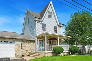 1049 Richardson Ave, Bensalem, PA 19020 - Photo 2