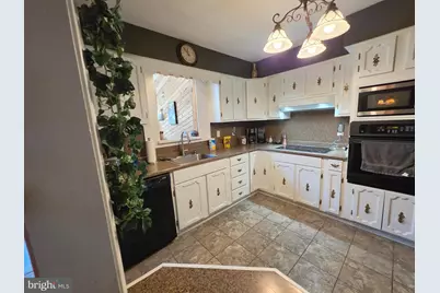 17 Parkview Drive, Quakertown, PA 18951 - Photo 10
