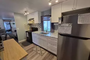 7313 Hansbury Dr, Morrisville, PA 19067 - Photo 8