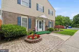 107 Madison Ct, Quakertown, PA 18951 - Photo 2