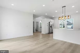 23 Teaberry Ln, Levittown, PA 19054 - Photo 22
