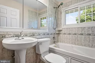 37 Trellis Rd, Levittown, PA 19056 - Photo 14