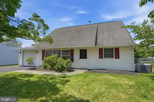 37 Trellis Rd, Levittown, PA 19056 - Photo 1