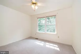 100 Live Oak Dr, Quakertown, PA 18951 - Photo 38