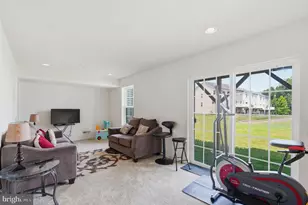 141 Graystone Dr, Feasterville-Trevose, PA 19053 - Photo 26