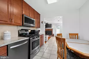 3543 Windsor Dr, Bensalem, PA 19020 - Photo 10