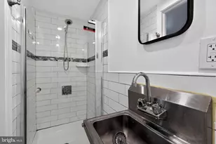 121 Gable Hill Rd, Levittown, PA 19057 - Photo 26