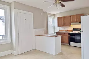 117 N Main St, Sellersville, PA 18960 - Photo 2