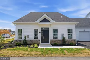 11 Cedar Cir, Levittown, PA 19055 - Photo 42