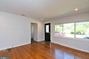 2023 Lockwood Ln, Feasterville-Trevose, PA 19053 - Photo 8