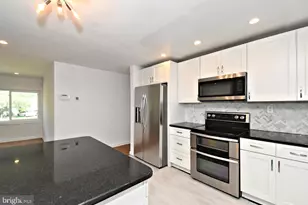 2023 Lockwood Ln, Feasterville-Trevose, PA 19053 - Photo 14