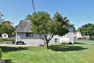 216 Rosewood Ave, Feasterville-Trevose, PA 19053 - Photo 6