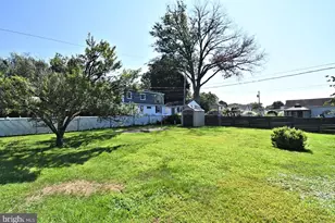 216 Rosewood Ave, Feasterville-Trevose, PA 19053 - Photo 10