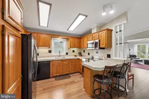 386 Thrush Ct W, New Hope, PA 18938 - Photo 8