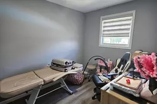 12 Crescent Ln, Levittown, PA 19055 - Photo 20