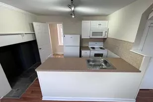 408 S State St, Newtown, PA 18940 - Photo 4