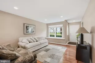 65 Cypress Pl, Newtown, PA 18940 - Photo 4