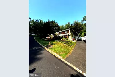 2766 Arrowhead Drive, Langhorne, PA 19053 - Photo 2