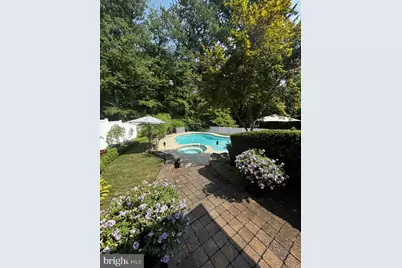 2766 Arrowhead Drive, Langhorne, PA 19053 - Photo 4