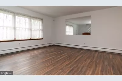 77 Cardinal Road, Levittown, PA 19057 - Photo 2