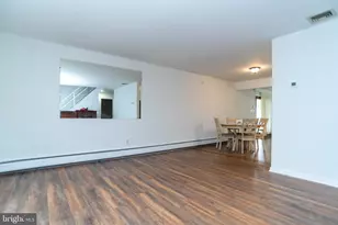 77 Cardinal Rd, Levittown, PA 19057 - Photo 4