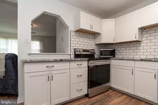 77 Cardinal Rd, Levittown, PA 19057 - Photo 6