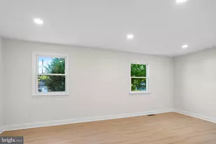 682 Woodlyn Dr, Feasterville-Trevose, PA 19053 - Photo 24