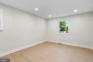 682 Woodlyn Dr, Feasterville-Trevose, PA 19053 - Photo 32