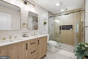 2 Schoolhouse Ln, Levittown, PA 19055 - Photo 28