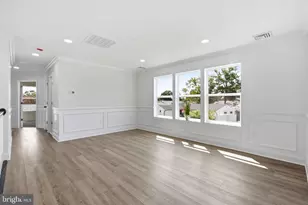 2 Schoolhouse Ln, Levittown, PA 19055 - Photo 22