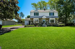 123 Belair Rd, Warminster, PA 18974 - Photo 1