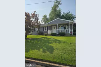2015 Summit Avenue, Croydon, PA 19021 - Photo 2