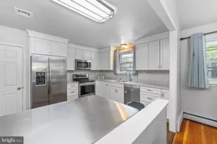 93 Buttonwood Ln, Doylestown, PA 18901 - Photo 12