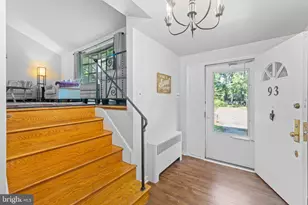 93 Buttonwood Ln, Doylestown, PA 18901 - Photo 4