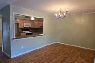 160 Hughes Ave, Sellersville, PA 18960 - Photo 4
